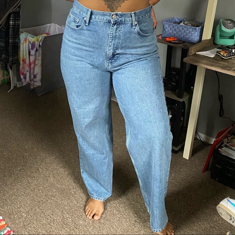 High Waisted Straight Leg Jeans
